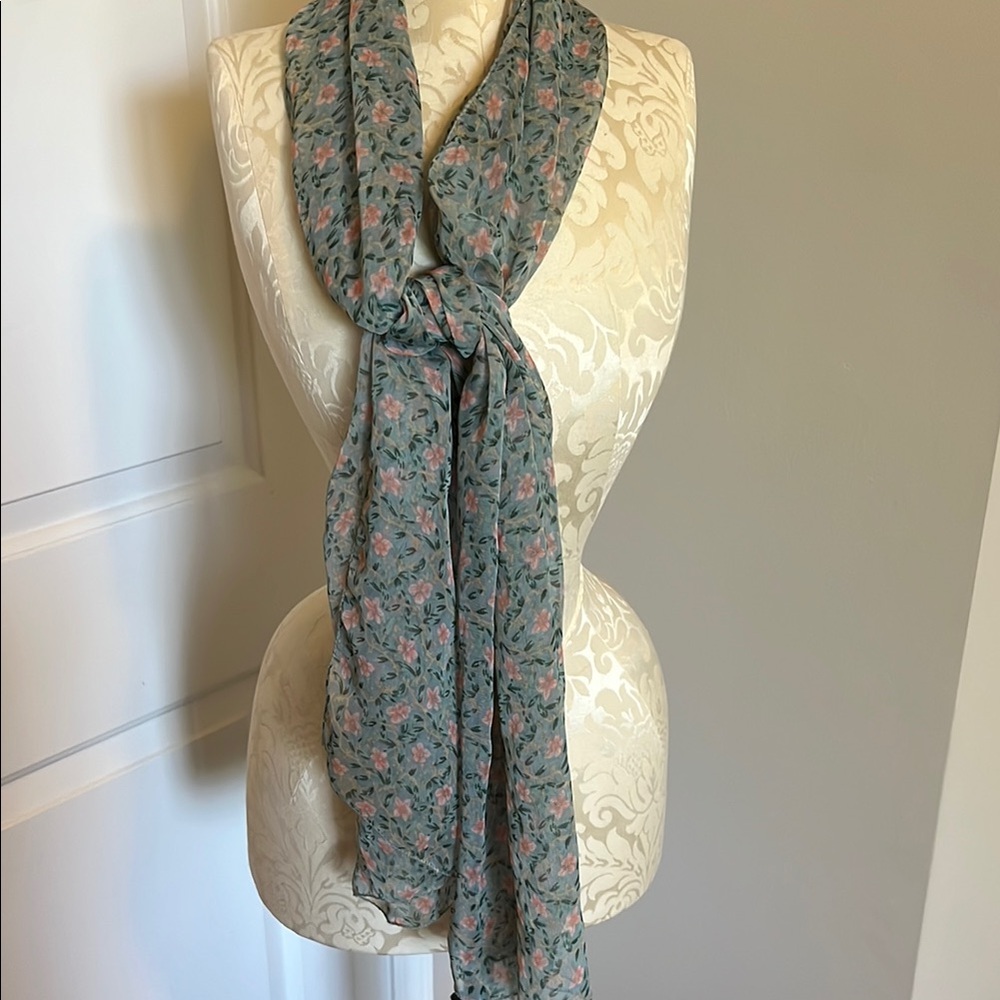 Floral Patterned Scarf